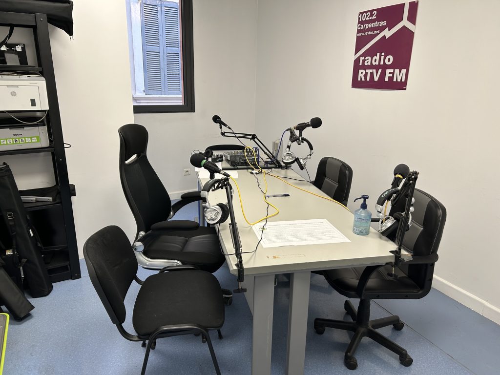Studio délocalisé RTV FM Mission Locale du Comtat Venaissin